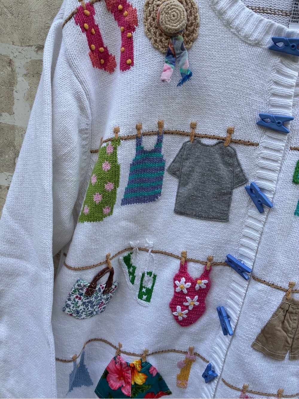 Vintage Talbots size M whimsical clothes line 90s cardigan clothspin buttons - Picture 4 of 10